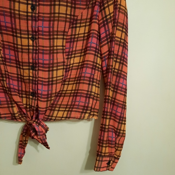 Button Down Tie-Front Plaid Shirt Blouse Size S - Picture 7 of 7